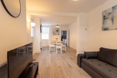 3 bed home in Kempston close to Universal Studios