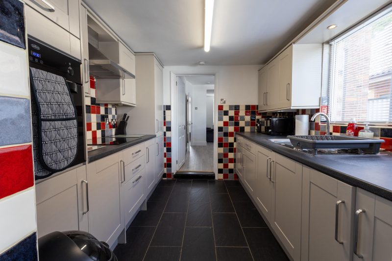 3 bed home in Kempston close to Universal Studios